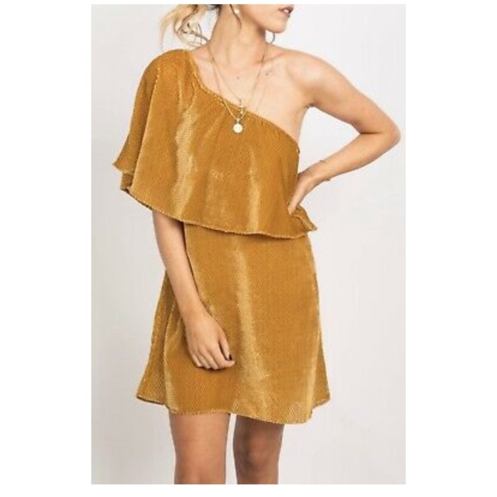 Flynn Skye // Off the Shoulder Mini Dress